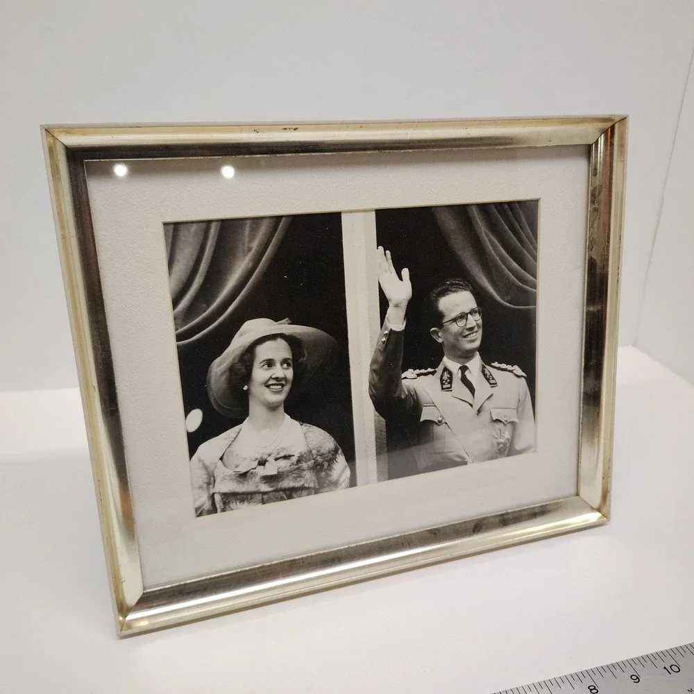 Vintage Silver Frame Photos King Baudouin Queen Fabiola Belgium 10.5x13‎